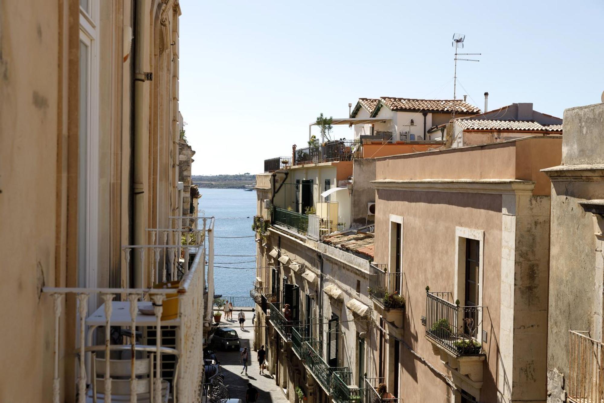 Camera Con Bagno Privato Vista Mare Ortigia Apartment
